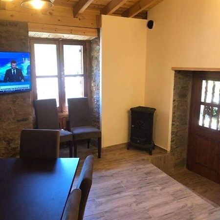 To Spiti Tou Faliari Platanistasa Kültér fotó