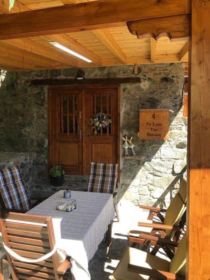 To Spiti Tou Faliari Platanistasa Kültér fotó